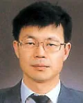 대학교수인 한대현의 대표 이미지