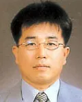 대학교수인 이종백의 대표 이미지