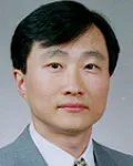 소아과의사, 대학교수인 유철주의 대표 이미지