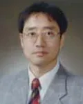 대학교수인 민창식의 대표 이미지
