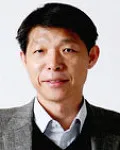 대학교수인 염근영의 대표 이미지