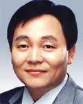 (전직)정무직공무원인 정윤재의 대표 이미지