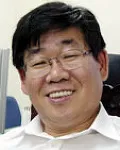 (전직)행정공무원인 홍성국의 대표 이미지
