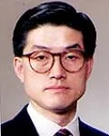 대학교수, 산업디자이너인 홍석일의 대표 이미지
