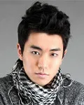 가수인 규찬의 대표 이미지