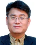 대학교수인 정강환의 대표 이미지