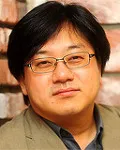 영화감독인 장윤현의 대표 이미지
