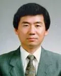 대학교수인 김두의 대표 이미지