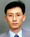 산부인과의사인 진규섭의 대표 이미지