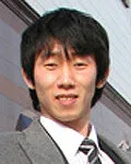 화제인물인 이제윤의 대표 이미지