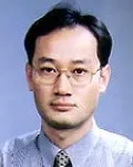 비뇨기과의사, 대학교수인 유탁근의 대표 이미지