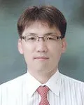 기초의회의원인 김동헌의 대표 이미지
