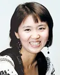 연극배우인 레드걸의 대표 이미지