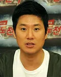 화제인물인 김호진의 대표 이미지