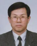 (전직)방송인인 박현종의 대표 이미지