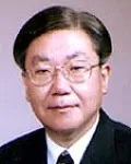내과의사, (전직)대학교수인 신완식의 대표 이미지