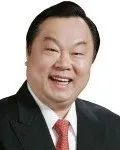 성악가인 임웅균의 대표 이미지