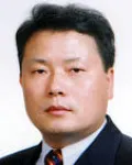대학교수인 탁한호의 대표 이미지
