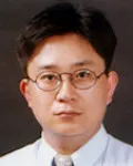 산부인과의사, (전직)대학교수인 김명철의 대표 이미지