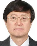 대학교수인 남창희의 대표 이미지