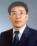 대학교수인 김동명의 대표 이미지