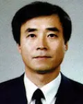 대학교수인 이영훈의 대표 이미지