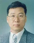대학교수인 이정용의 대표 이미지