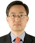 정당인, (전직)별정직공무원인 유성훈의 대표 이미지