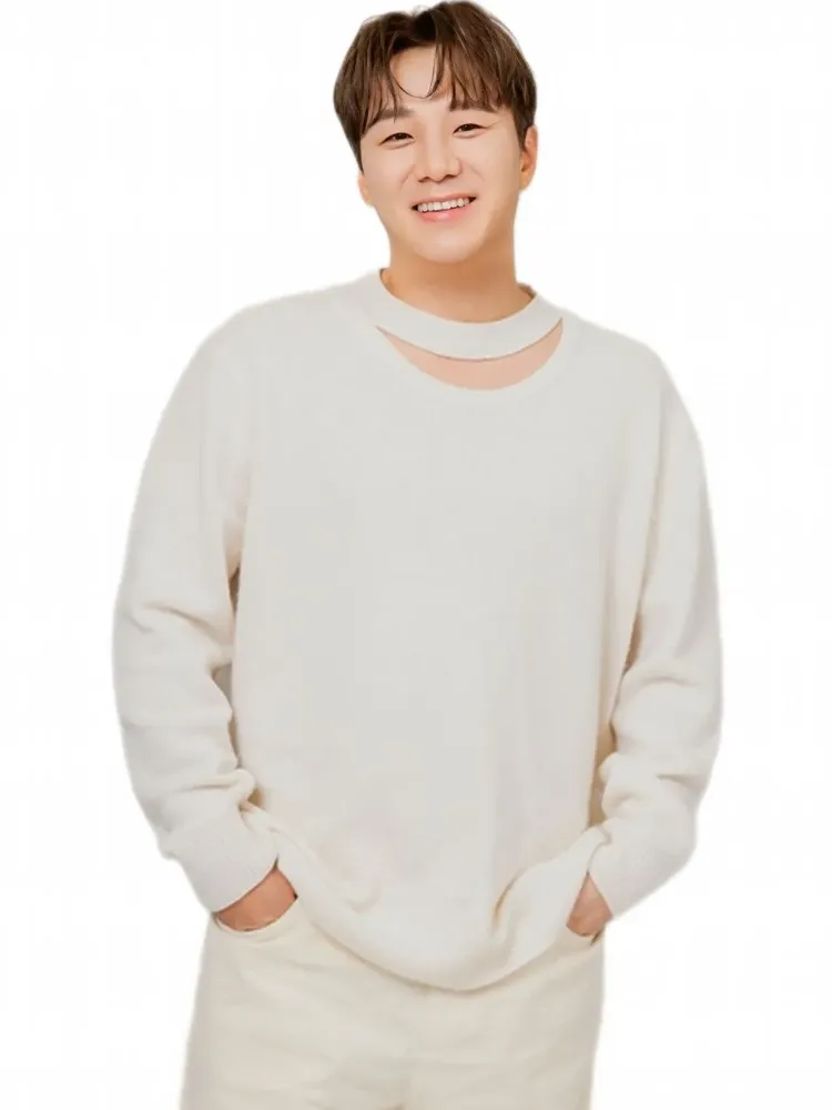 가수, 음악감독인 윤민수의 대표 이미지