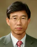 대학교수인 정준현의 대표 이미지
