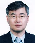 대학교수인 홍성수의 대표 이미지