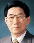 대학교수인 윤기현의 대표 이미지