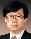 대학교수인 윤종복의 대표 이미지