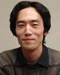 소설가인 모리미 토미히코의 대표 이미지