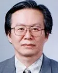서양화가, 대학교수인 이건용의 대표 이미지