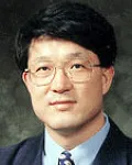 대학교수인 여인성의 대표 이미지