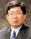 대학교수인 박동권의 대표 이미지