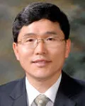 대학교수인 정성창의 대표 이미지