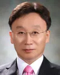 대학교수인 김홍구의 대표 이미지