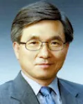 대학교수인 표정호의 대표 이미지