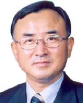 대학교수인 김칠영의 대표 이미지