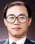 대학교수인 이충일의 대표 이미지