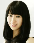 가수인 윤지현의 대표 이미지