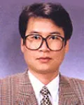 대학교수인 서정인의 대표 이미지