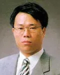 대학교수인 강준규의 대표 이미지