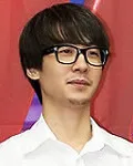 가수인 김윤기의 대표 이미지