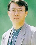 대학교수인 박찬욱의 대표 이미지