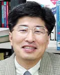 대학교수, (전직)연구인인 이영훈의 대표 이미지