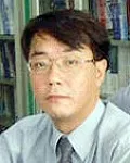 대학교수인 최평의 대표 이미지