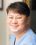 치과의사인 권주홍의 대표 이미지